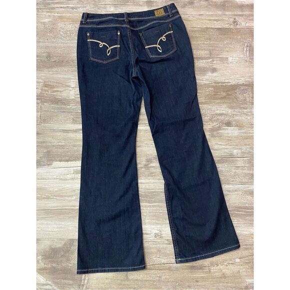 L.e.i Sophia Hiphugger Flare Jeans Embroidered Pockets Women’s Junior’s Sz 15 - Picture 1 of 7